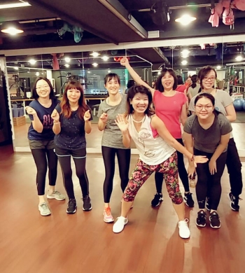 zumba-peggy-2018111301